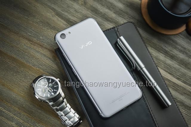 vivo手机续航拍照顶级外，如何玩转胶片氛围感？