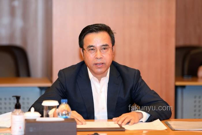 国家铁路局局长费东斌被查：反腐风暴中的警示与思考🚂🔍
